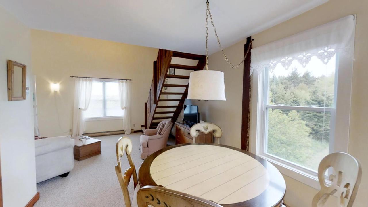 Bayview Pines Country Inn B&B Mahone Bay Luaran gambar