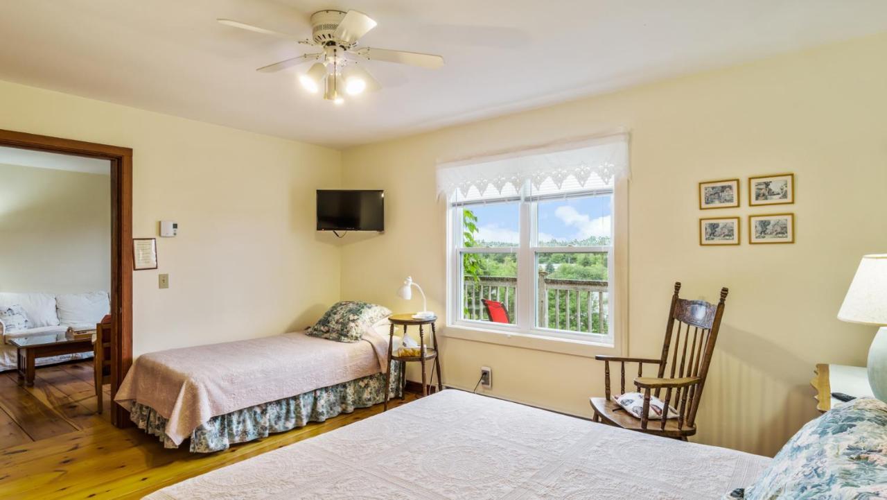 Bayview Pines Country Inn B&B Mahone Bay Luaran gambar