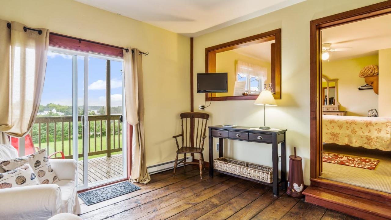 Bayview Pines Country Inn B&B Mahone Bay Luaran gambar