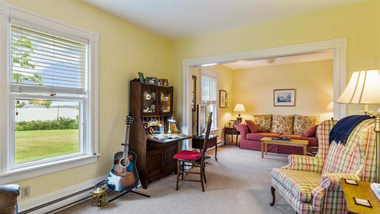 Bayview Pines Country Inn B&B Mahone Bay Luaran gambar