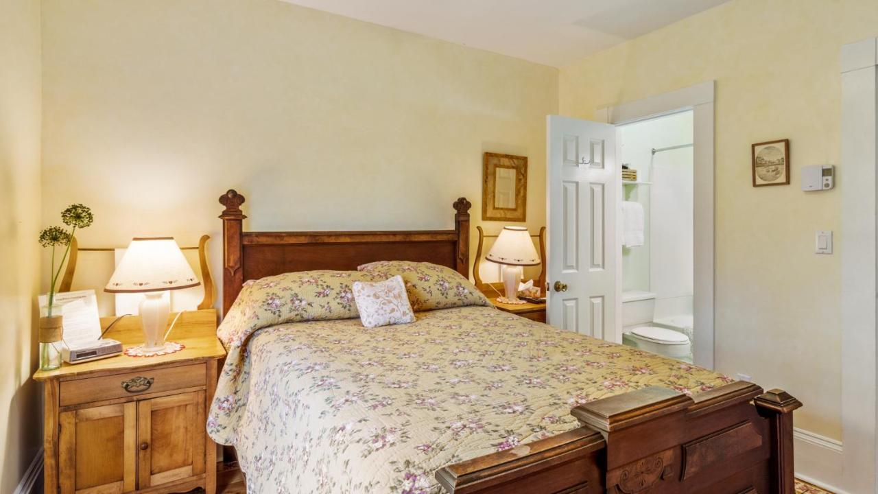 Bayview Pines Country Inn B&B Mahone Bay Luaran gambar