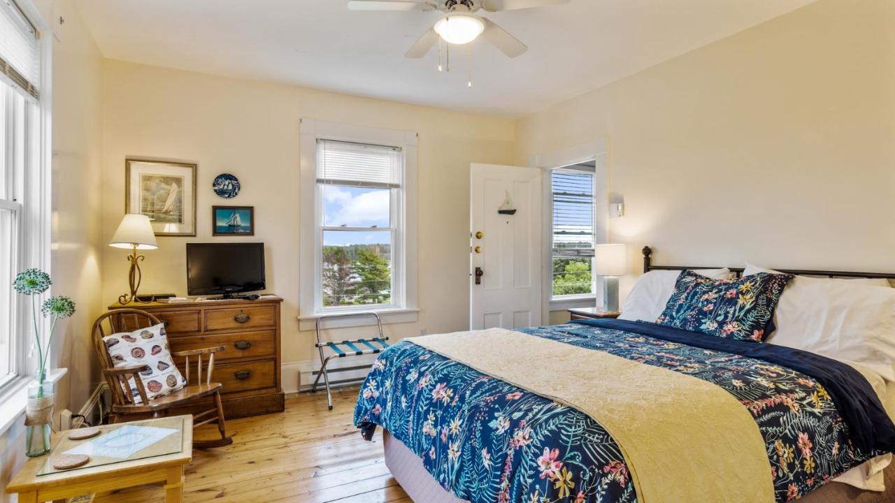 Bayview Pines Country Inn B&B Mahone Bay Luaran gambar
