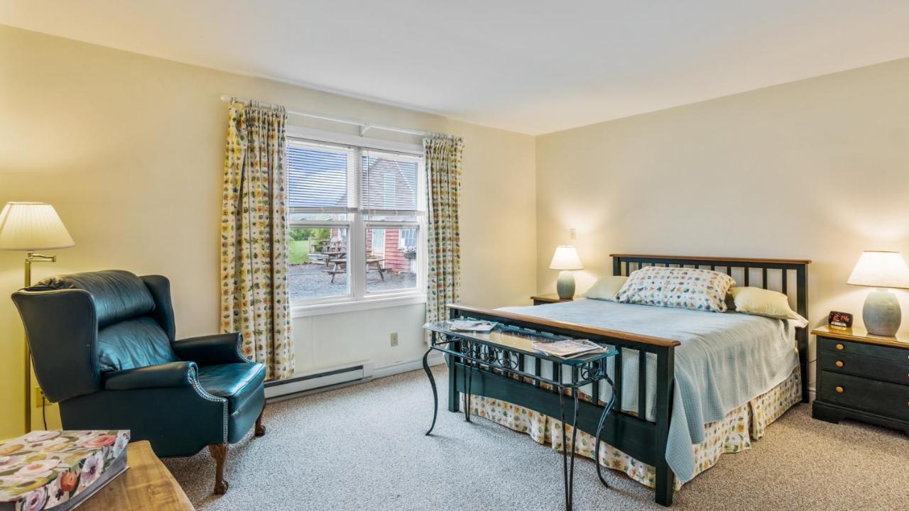 Bayview Pines Country Inn B&B Mahone Bay Luaran gambar