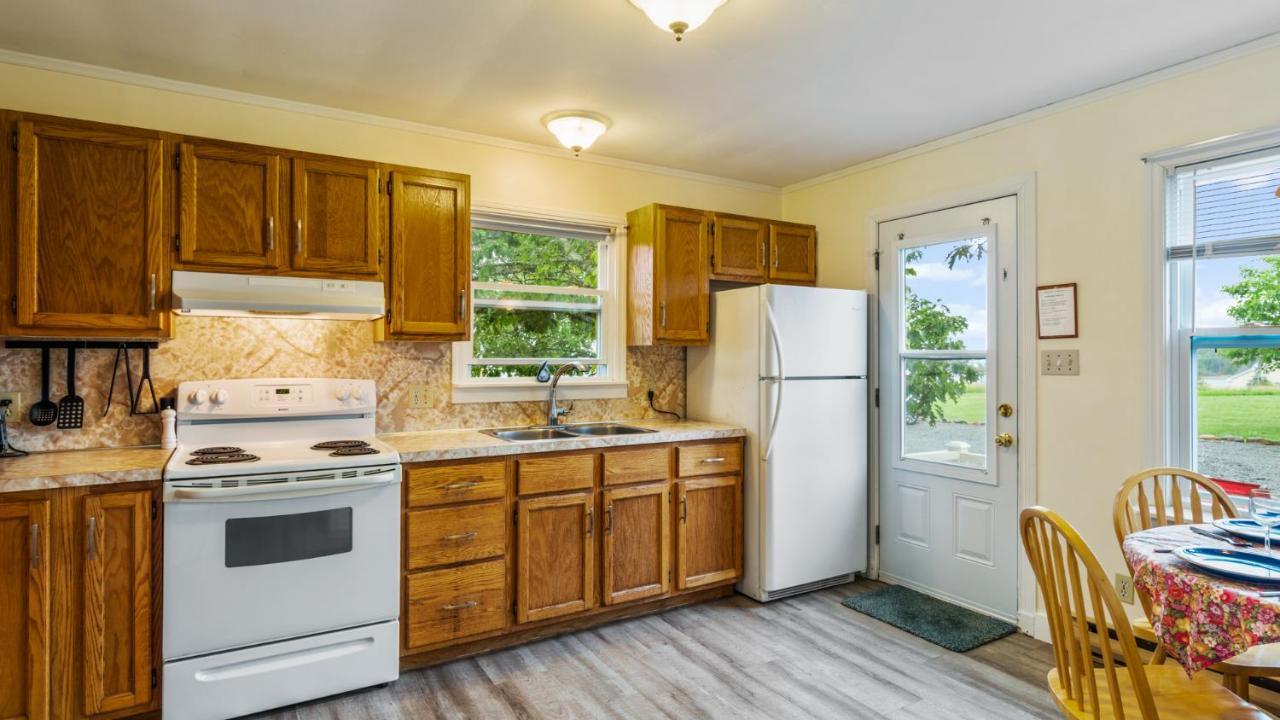 Bayview Pines Country Inn B&B Mahone Bay Luaran gambar