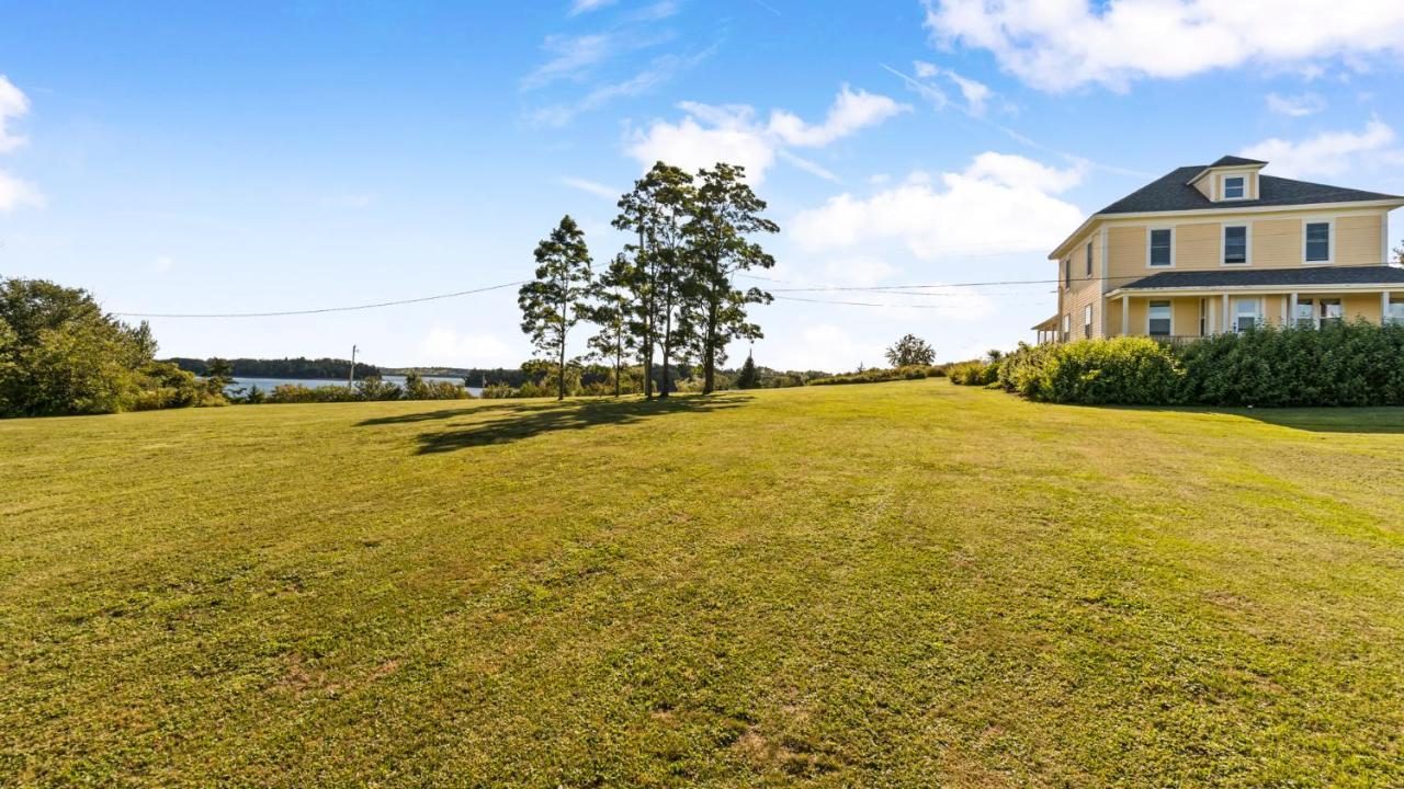 Bayview Pines Country Inn B&B Mahone Bay Luaran gambar