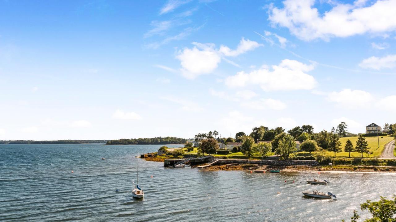 Bayview Pines Country Inn B&B Mahone Bay Luaran gambar