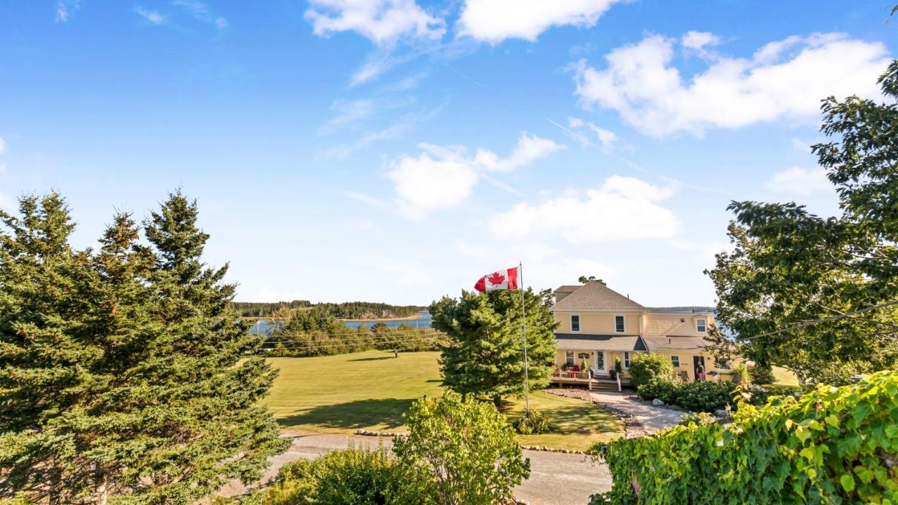 Bayview Pines Country Inn B&B Mahone Bay Luaran gambar